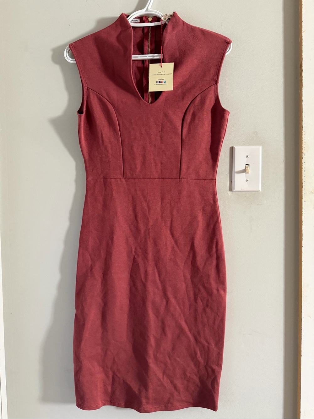 Rolla Coster Sleeveless Midi Dress in Dusty Rose